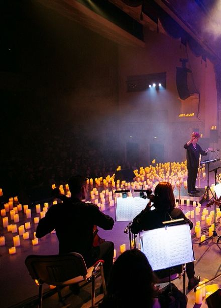 Музыка киношедевров в сиянии тысячи свечей